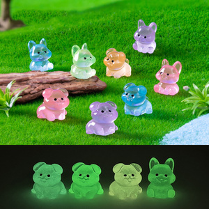<span class=keywords><strong>Miniature</strong></span> de <span class=keywords><strong>chien</strong></span> en résine luminescente pour micro-paysage, figurine animale en résine qui brille dans le noir pour décoration de jardin, plantes en pot et gâteaux DIY - Product Image 1