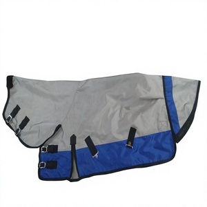 Couverture imperméable pour cheval en Oxford 600D avec 4 sangles de fixation et doubles fermetures poitrine pour utilisation extérieure Riding House Kanpur Inde - Product Image 1