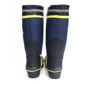 Bottes <span class=keywords><strong>de</strong></span> pluie <span class=keywords><strong>de</strong></span> <span class=keywords><strong>chasse</strong></span> OEM imperméables pour hommes, doublure en coton <span class=keywords><strong>de</strong></span> grande taille, caoutchouc naturel, plaque d'embout en acier, antidérapante, sécurité pour l'hiver - Product Image 4