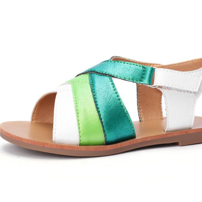 Новинка 2021, модные пляжные сандалии неправильной расцветки для девочек на заказ с мягкой подошвой, детская обувь для отдыха