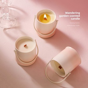 Bougie parfumée artisanale en cire de soja avec mèche en bois, sans fumée, à longue durée de combustion, parfum d'aromathérapie dans un verre, pour la maison ou comme cadeau - Product Image 5