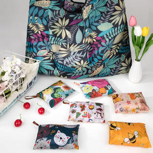 Sac de courses pliable réutilisable en polyester personnalisé, sac d'épicerie écologique, sac pliable pour les voyages - Product Image 4