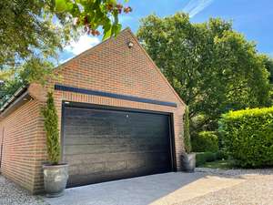 <span class=keywords><strong>Porte</strong></span> <span class=keywords><strong>de</strong></span> <span class=keywords><strong>garage</strong></span> inclinable personnalisée <span class=keywords><strong>de</strong></span> haute qualité <span class=keywords><strong>Porte</strong></span> <span class=keywords><strong>de</strong></span> <span class=keywords><strong>garage</strong></span> en bois avec verre Panneaux <span class=keywords><strong>de</strong></span> <span class=keywords><strong>porte</strong></span> <span class=keywords><strong>de</strong></span> <span class=keywords><strong>garage</strong></span> noirs - Product Image 5