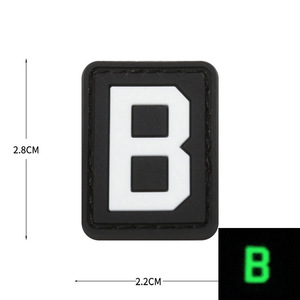 Parche de PVC 3D con Símbolos Numéricos y Letras, Listo para Enviar, Insignia de Goma Adecuada para Mochilas Tácticas y Gorras - Product Image 4