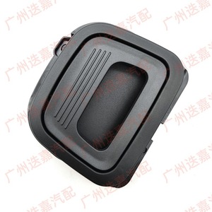 มือจับด้านในพื้นที่เก็บสัมภาระท้ายรถ Mercedes-Benz E-Class W213 รุ่น A099 693 03 00 9051 สีดำ วัสดุ ABS อะไหล่ทดแทน - Product Image 4