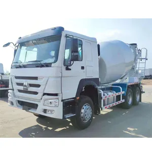 SINOTRUK HOWO 10cbm 12 cbm Capacity Cement Concrete Mixer Machinery Truck