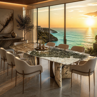 Table à manger de luxe en marbre vert diamanté Pandora, plateau en quartzite exotique, base sculpturale, mobilier de villa