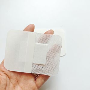 無菌医療用外科用粘着性創傷ドレッシング吸収パッド付き不織布ケアドレッシングメーカー工場価格 - Product Image 2