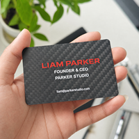 Carte de visite personnalisée en fibre de carbone NFC 13,56 MHz avec impression sérigraphique pour le partage de contact, conception DIY et usage professionnel