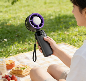 Ventilateur de poche mini turbo à semi-conducteurs avec logo personnalisé, rechargeable par USB, avec affichage numérique et refroidissement par cœur de glace - Product Image 1