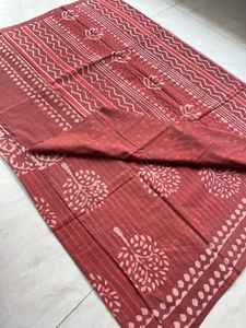 Los materiales de vestido impresos en bloque hechos a medida están hechos de tela de algodón puro 100%. Ideal para uso diario y salidas Casuales - Product Image 3