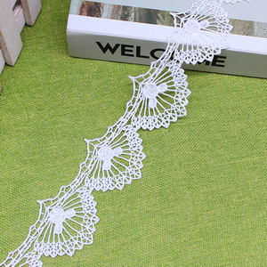 ลูกไม้ปักสีขาวลายฉลุแบบละลายน้ำได้ สำหรับงาน DIY เย็บปักถักร้อย ตกแต่งเสื้อผ้า งานแต่งงาน ลดราคาพิเศษ - Product Image 1