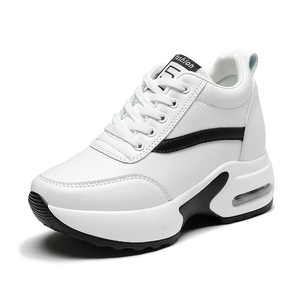 Xuanhui Nuove <span class=keywords><strong>Sneakers</strong></span> alla Moda Coreana Traspiranti Antiscivolo Leggere <span class=keywords><strong>Bianche</strong></span> <span class=keywords><strong>con</strong></span> <span class=keywords><strong>Zeppa</strong></span> Nascosta per Donne e Ragazze - Product Image 5