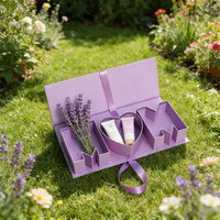 Boîte cadeau fleurie avec inscription « MAMAN » pour la fête des mères, emballage de luxe avec fermeture à ruban, boîte cadeau souvenir haut de gamme pour maman