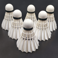 Volant de Badminton en Plumes d'Oie Droites Durables Homologué sur Mesure par le Fabricant d'Origine pour Tournoi Professionnel