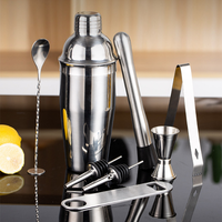 Kit de barman pour cocktails en acier inoxydable, ensemble de shakers à cocktails avec boîte cylindrique de luxe
