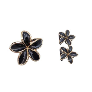 Lot de 3 pinces à cheveux dorées en forme de fleur, pour femme, grandes et petites tailles, dégradé de couleurs, accessoires capillaires pour les vacances, pince à cheveux fleurie - Product Image 5