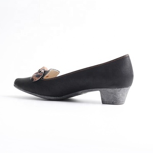 Scarpe Eleganti con Punta a <span class=keywords><strong>Collare</strong></span> e Tomaia Bassa, Tacchi Alti <span class=keywords><strong>da</strong></span> <span class=keywords><strong>Donna</strong></span> in Vera Pelle di Vacchetta, Design Classico Bianco per Ufficio - Product Image 4