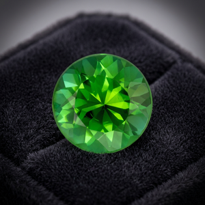 Diópsido de cromo natural de corte redondo de 1,50mm, precio al por mayor, piedra preciosa suelta facetada de buena calidad | Diópsido de cromo Ruso | - Product Image 1