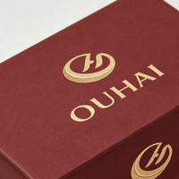 Boîte cadeau rigide à couvercle magnétique bordeaux avec logo en feuille d'or, emballages de luxe à aimants pour bijoux, bougies, emballages haut de gamme