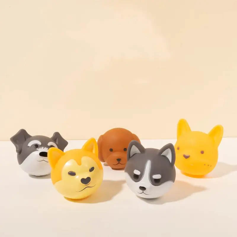新しいビニールおもちゃクリエイティブかわいい犬のおもちゃボール動物の形の犬の頭のボールきしむ噛む噛む耐性ビニールペットのおもちゃ