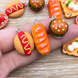 Adorno de resina con forma de panecillo de hamburguesa y hot dog, redondo, hecho a mano, accesorios de joyería DIY para decoración navideña, regalo. - Product Image 2