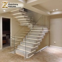 Escalier en marbre sur mesure avec garde-corps en verre pour villa duplex, loft, maison intégrée auto-construite sur mesure