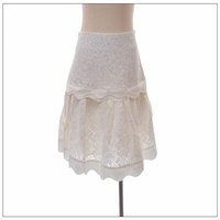 Ensemble 2 pièces sexy en dentelle pour femme : chemise à manches lanternes brodée de fleurs et jupe à volants taille haute