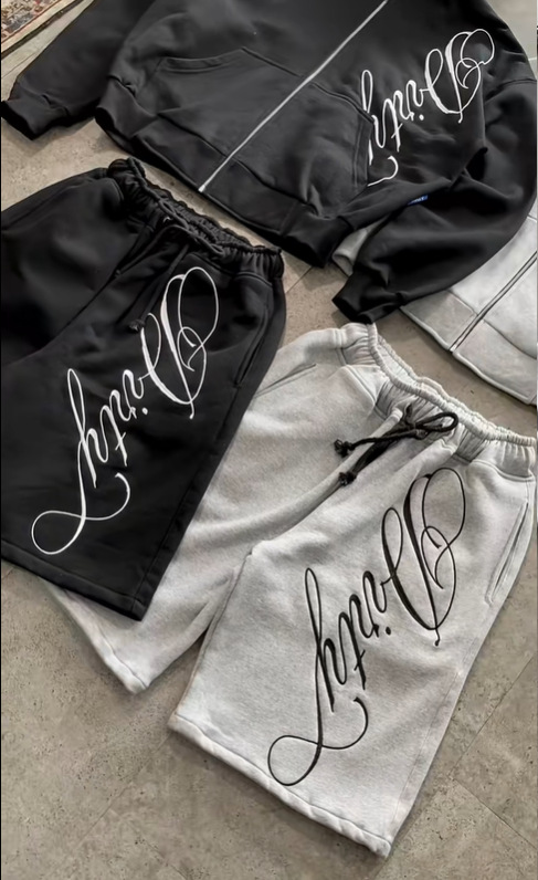 pantalones cortos grises