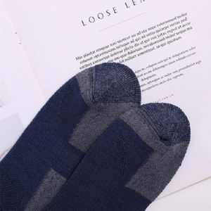 Calcetines de Lana <span class=keywords><strong>Merino</strong></span> con Logotipo Personalizado, de Tubo Medio, Color Sólido Básico, Térmicos y Cálidos para Invierno, para Hombre - Product Image 6