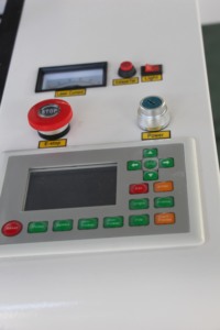 Machine de découpe laser CO2 mini 4040/6040 / Machine de gravure CNC mini artisanale, découpeuse laser 60W 80W 100W - Product Image 4