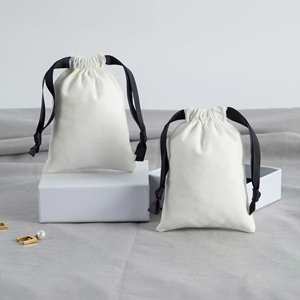 Sacs à chaussures en toile de coton biologique à cordon de serrage, robustes et recyclables, pour hôtel, blanchisserie, vêtements et chaussettes, prix usine personnalisé - Product Image 4
