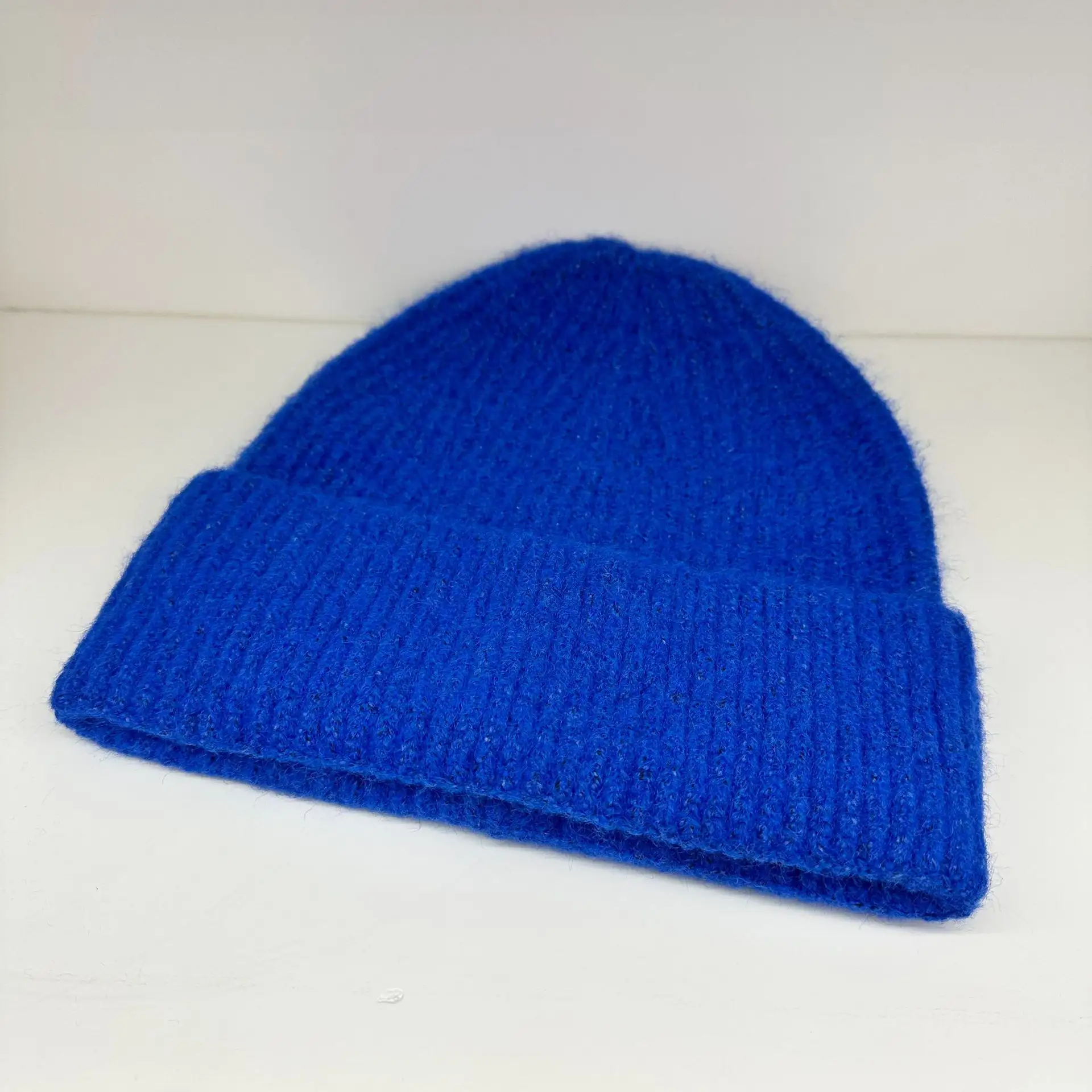 Cổ Điển Biểu Tượng Tùy Chỉnh Unisex Chất Lượng Cao Mùa Đông Mũ Ấm Acrylic Dệt Kim Còng Beanie