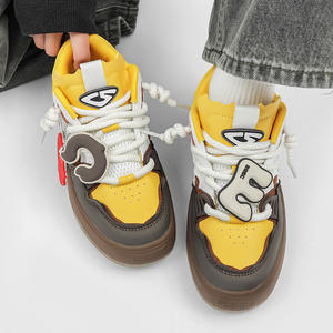 Mocasines de plataforma de estilo de nicho para hombre recién lanzados con elementos de moda Zapatillas casuales bajas - Product Image 5