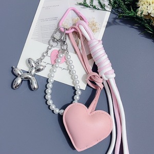 Llavero Colgante Corazón Negro de Moda, Llaveros Encantadores de Corazón y Perro Globo, Cuerda Trenzada Linda con Dijes de Perlas - Product Image 3