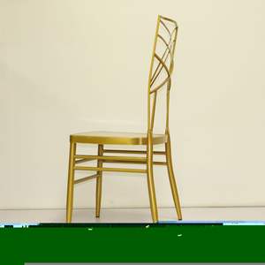 Sillas de Boda Modernas Apilables, Duraderas y Económicas, Precio de Fábrica al por Mayor, Sillas Metálicas Doradas de Lujo para Exteriores, Ecológicas, para Hoteles - Product Image 2