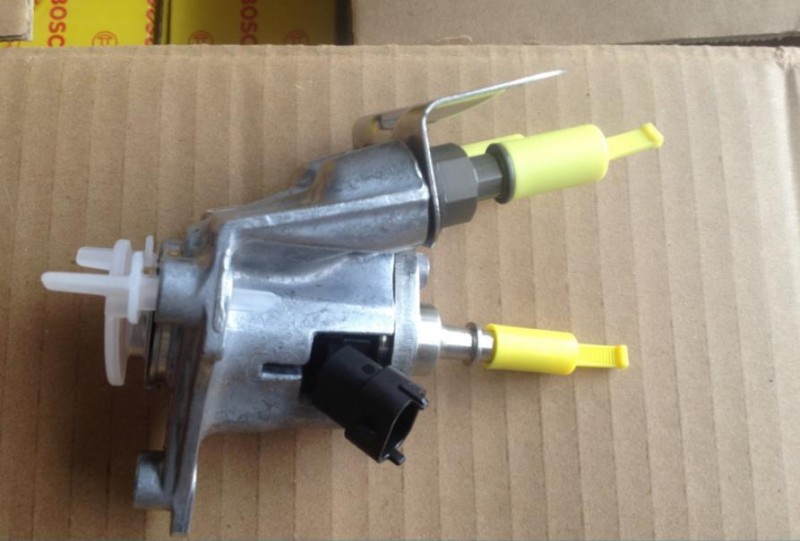 202V27120-0008 SITRAK C7H Urea Pump Nozzle - Reliable Performance