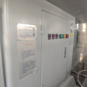 Industriële Productie Strijkapparatuur Semi-Automatische Huis Textiel Stoomstrijktafel