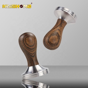 Prensador de Café Personalizado con Base Plana de Acero Inoxidable y Mango de Madera Ecológica de 51mm/53mm/58mm para Máquinas de Café Barista - Product Image 4