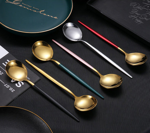 Grande cuillère ronde moderne en acier inoxydable poli miroir, cuillère à mélanger à long manche doré, cuillère à dessert et à riz - Product Image 4