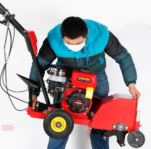 Désherbeuse diesel manuelle compacte pour usage domestique, débroussailleuse agricole multifonctionnelle, désherbeuse à essence - Product Image 2