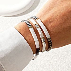 Ensemble de bracelets perlés élastiques multirangs en verre Miyuki Tila, style bohème, résistants à la décoloration, pour l'été et la plage, bijoux de mode unisexe - Product Image 2