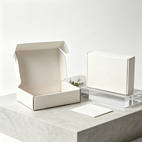 Boîtes d'expédition personnalisées avec fermeture à clip, emballage postal en carton ondulé pour le commerce électronique et les abonnements
