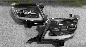 Faros Delanteros LED de Repuesto para Automóviles con Luz de Circulación Diurna, Compatibles con Toyota Hilux Vigo 2012-2014 - Product Image 4