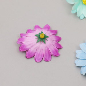 Têtes de fleurs de marguerites artificielles en soie, 3 cm de haut, simulation réaliste, décoration intérieure, accessoires de mariage - Product Image 4