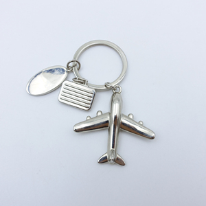 Porte-clés personnalisé en acier inoxydable 3D, mignon et tendance, en forme d'avion pilote, cadeau souvenir, porte-clés en métal, porte-clés avion planète - Product Image 5