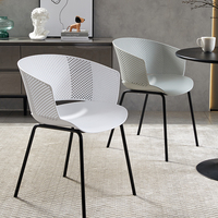 Chaise en plastique minimaliste moderne, chaise de salle à manger moderne pour intérieur et extérieur, chaise de restaurant pour café