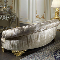Ensemble de canapés en bois massif européen antique, sculpté à la main, feuille d'or champagne, canapé de salon avec table basse