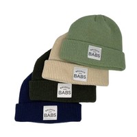Berretto Lavorato a Maglia con Etichetta Tessuta Personalizzata, Cappello Invernale Unisex in Acrilico, Berretti Invernali Lavorati a Maglia con Logo Personalizzato