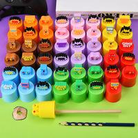 Série exclusive de taille-crayons en plastique à double trou géométrique pour consoles de jeu, universel pour mines épaisses et fines de grand calibre